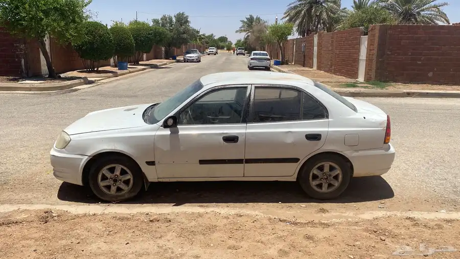 للبيع اكسنت 2006 2