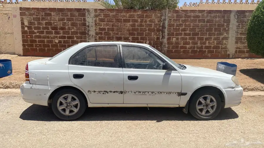 للبيع اكسنت 2006 3