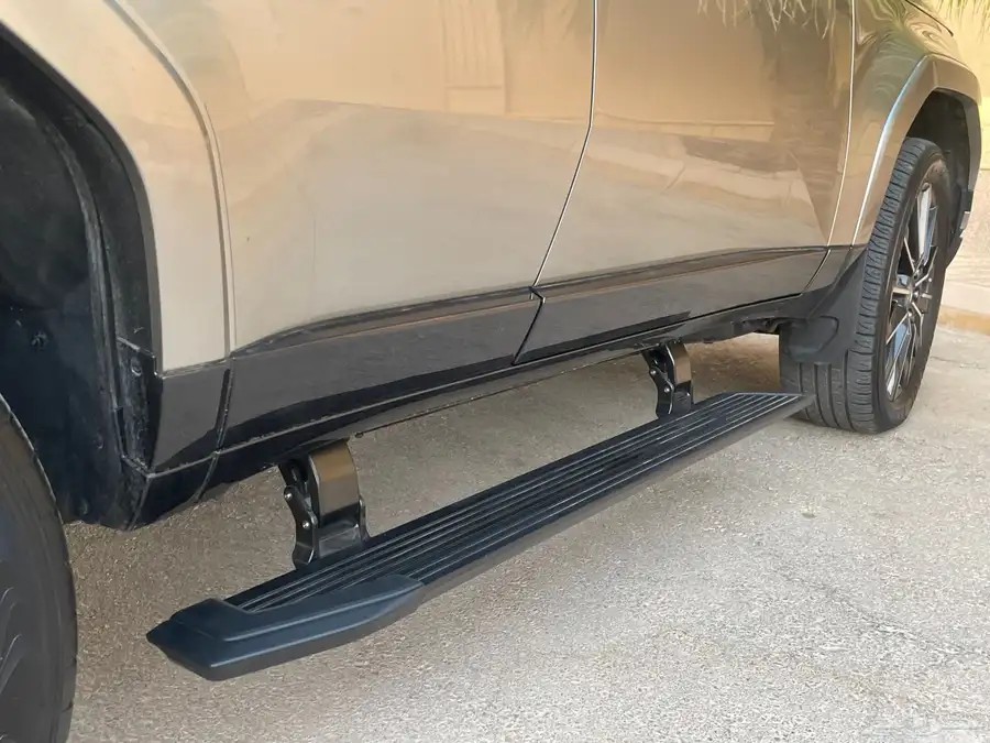 لكزس GX 550 فل كامل 2024 ( بحالة الجديد ) 21