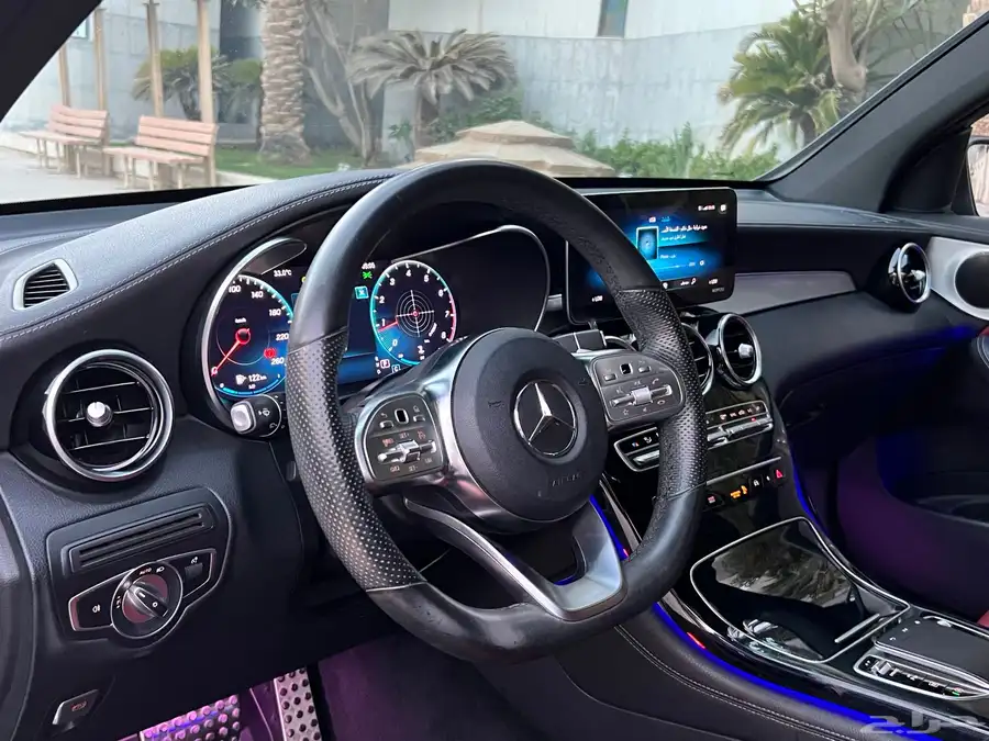 مرسيدسGLC300..2020..(كوب) نظيف 23