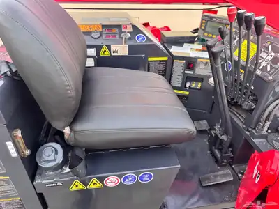 FOR SALE   MINI CRAWLER CRANE UNIC URW-376C 13
