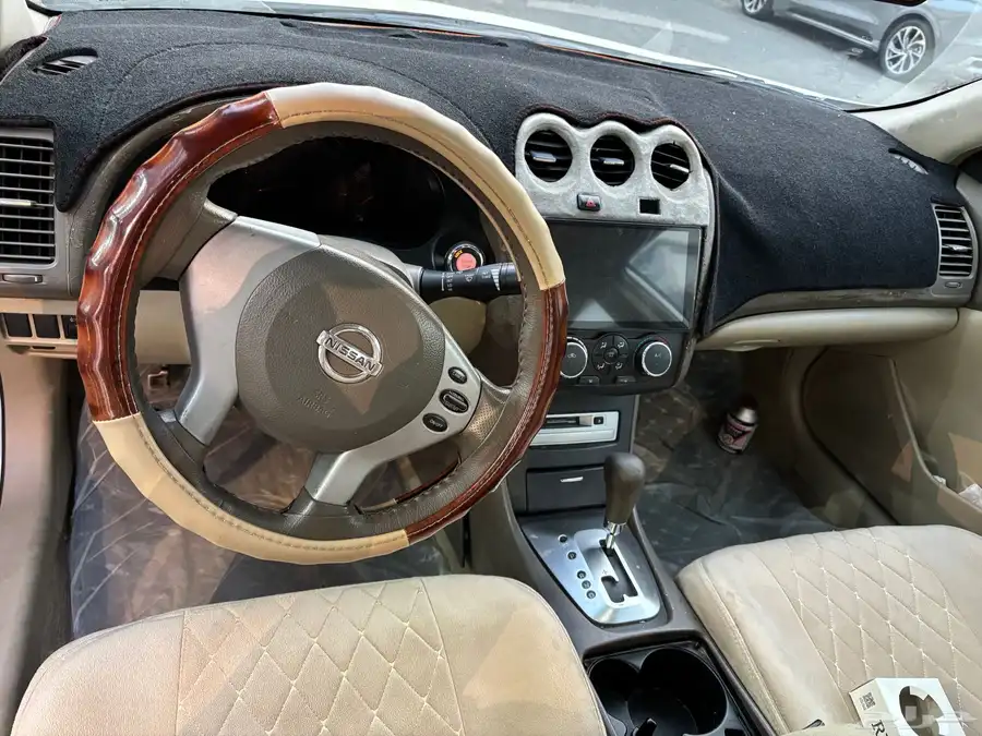 Nissan Altima 2009 3