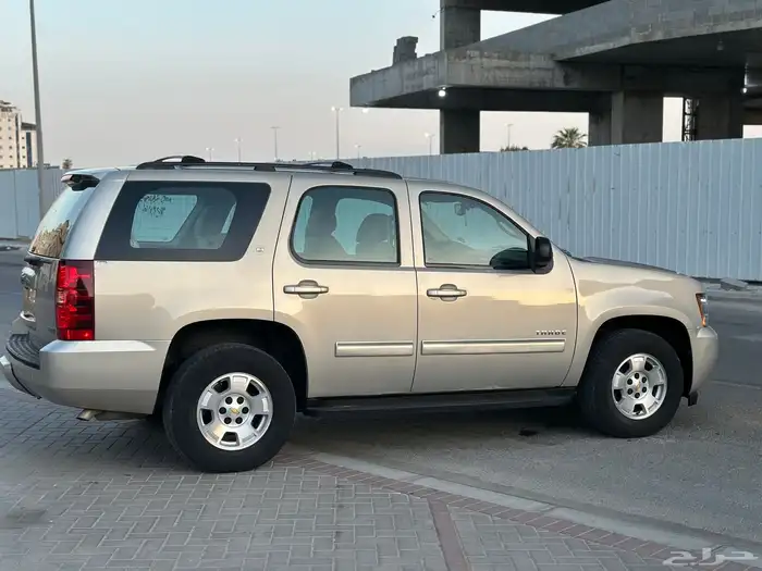 تاهو 2011 نظيف جدا 9