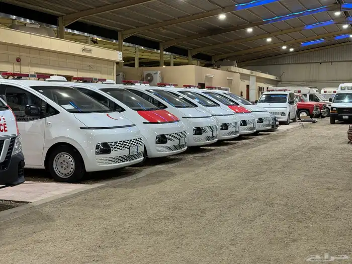 إيجار سيارات اسعاف للمشاريع والمصانع 0