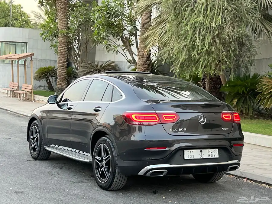 مرسيدسGLC300..2020..(كوب) نظيف 9