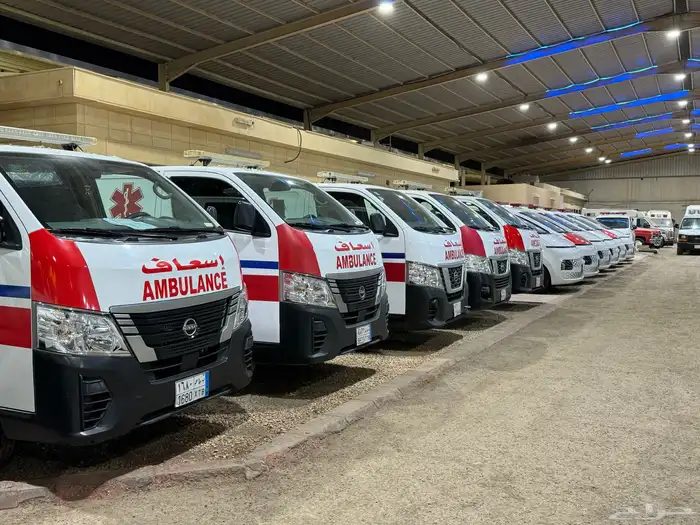 إيجار سيارات اسعاف للمشاريع والمصانع 4
