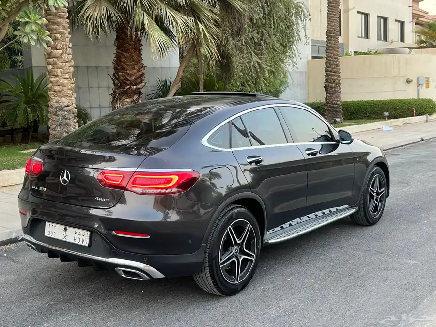 مرسيدسGLC300..2020..(كوب) نظيف 15