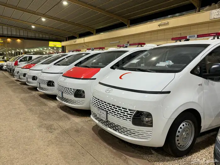 إيجار سيارات اسعاف للمشاريع والمصانع 2