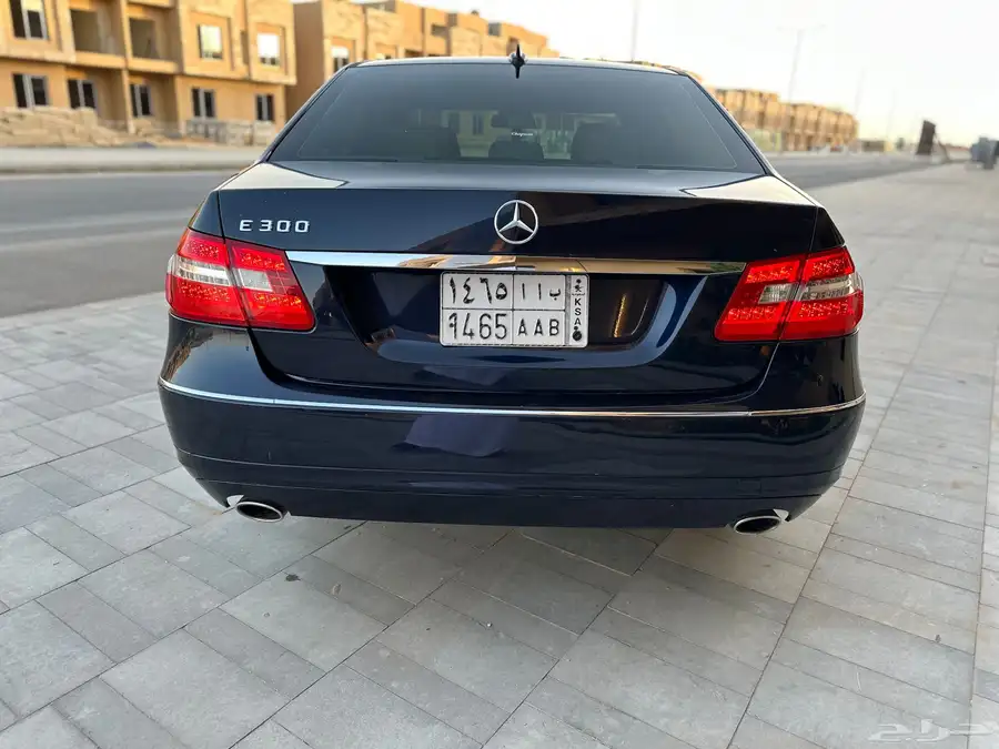 مرسيدس E300 2010 5