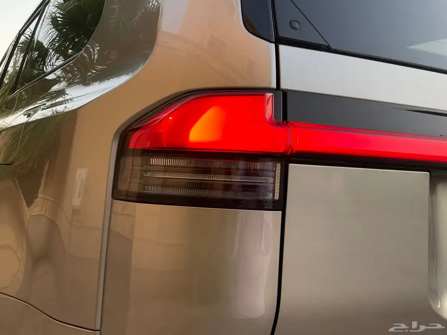 لكزس GX 550 فل كامل 2024 ( بحالة الجديد ) 9