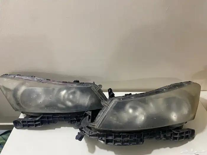 شمعات و اسطبات و بطانة قفل الكبوت اكورد 2010 1