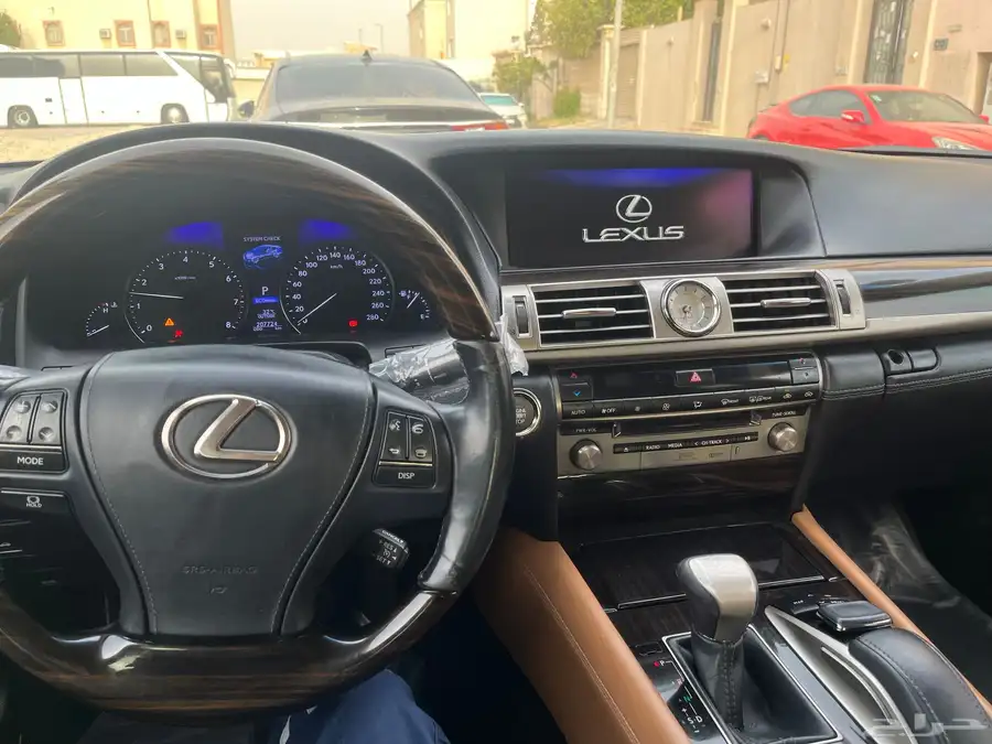 لكزس LS460L 14