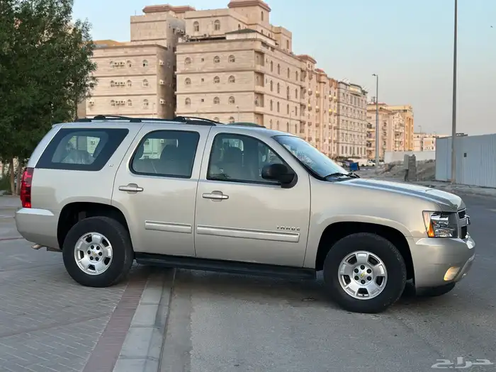 تاهو 2011 نظيف جدا 7
