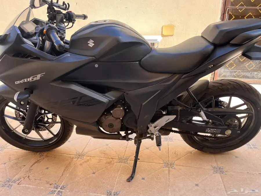 دباب سوزوكي 250- لون اسود ماشي 9800 3