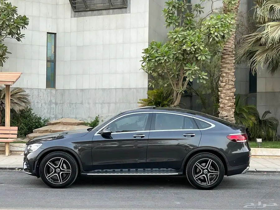 مرسيدسGLC300..2020..(كوب) نظيف 18