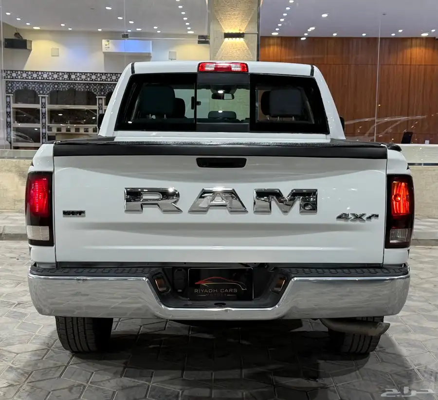 رام كلاسيك 2021 V8 (بحالة ممتازة) 3