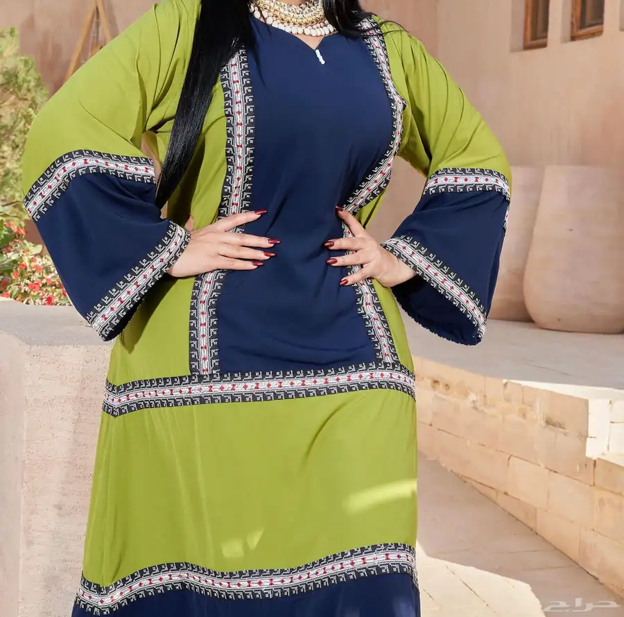 فساتين وجلابيات 40