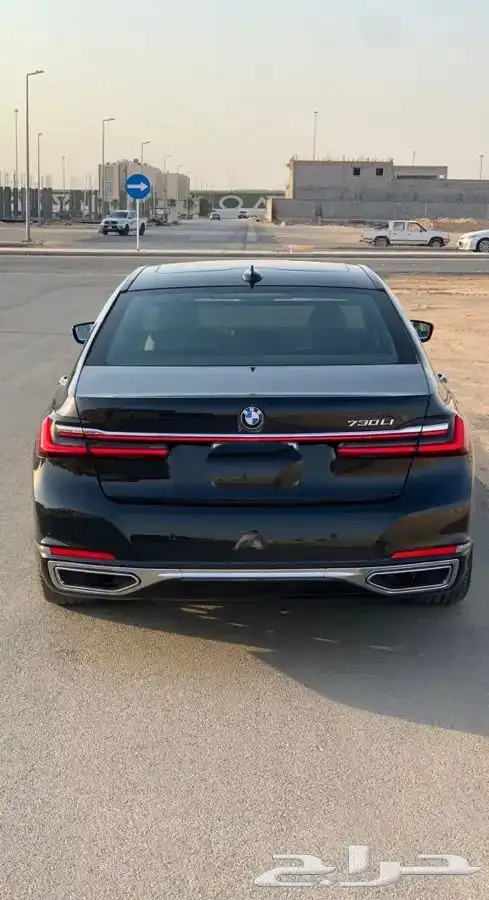 BMW 7 Series - بي ام دبليو الفئة السابعة 1
