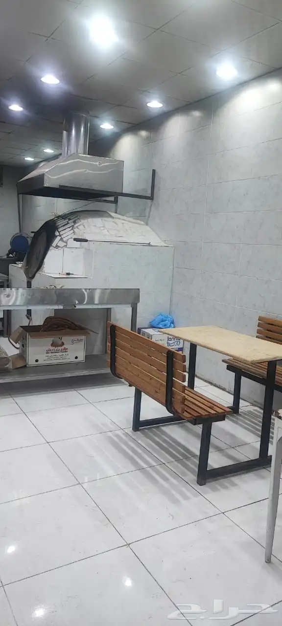 محل تميس للتقبيل او البيع 14