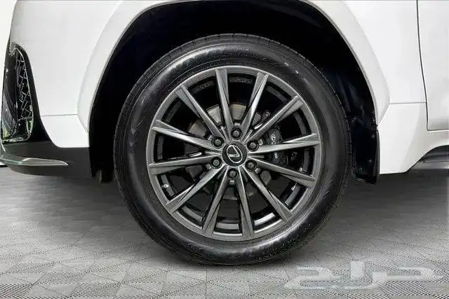 جيب لكزس 2022 Fsport ثلاث صفوف مقاعد 6