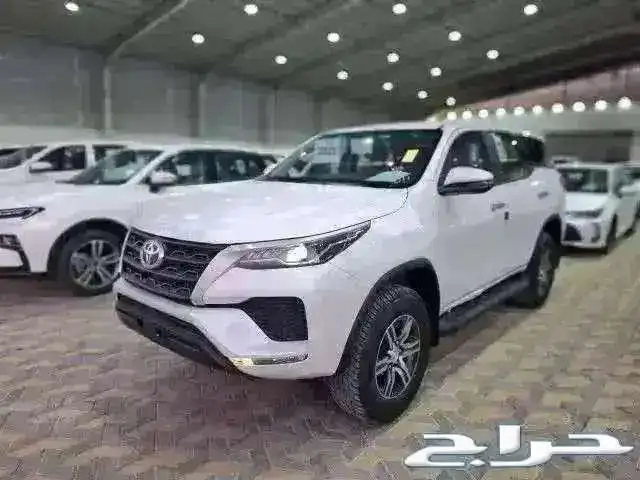 فورتشنر GX2 بنزين 2025 (عرض الاهلى 2.15) 1