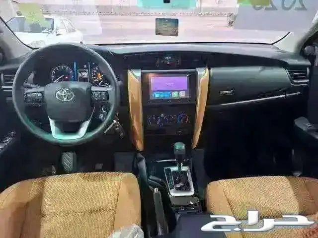 فورتشنر GX2 بنزين 2025 (عرض الاهلى 2.15) 2