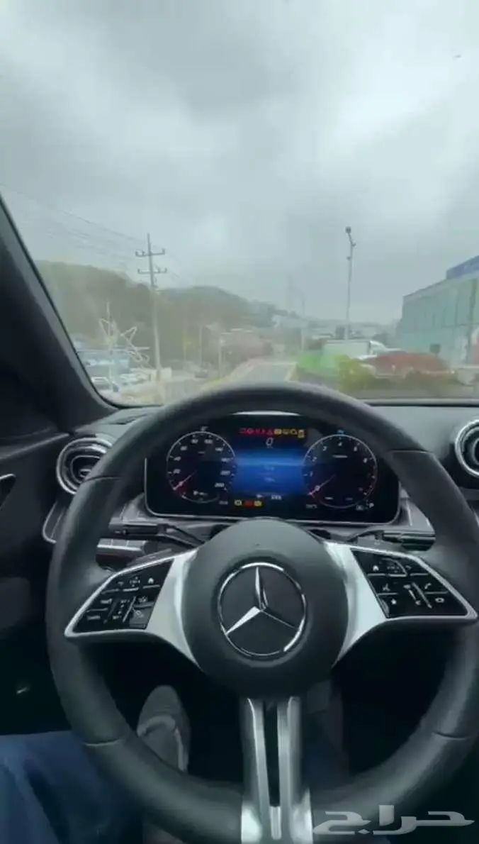 Mercedes-Benz C300 4 Matic Hybrid مرسيدس سي 300 2023 3