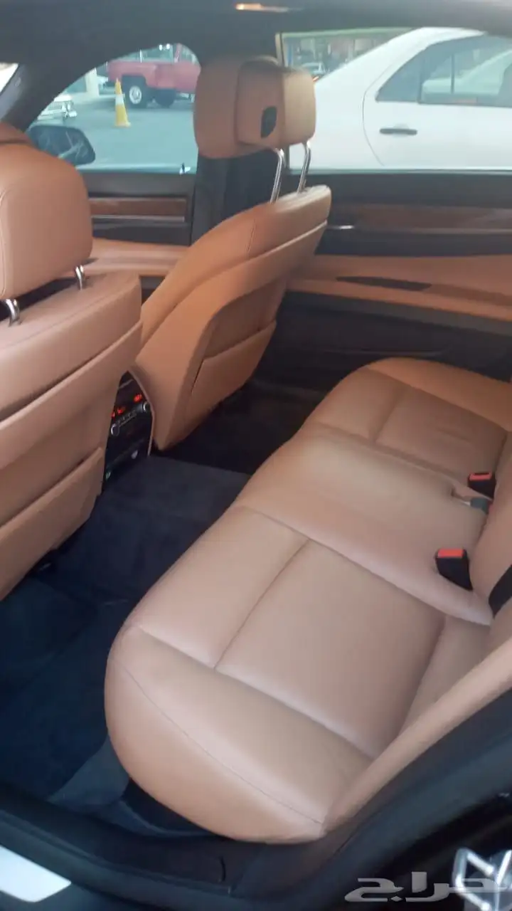 BMW 2012 IL740 6