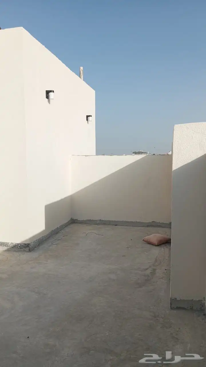 فلل للبيع في الخبر الراكة الجنوبية 18