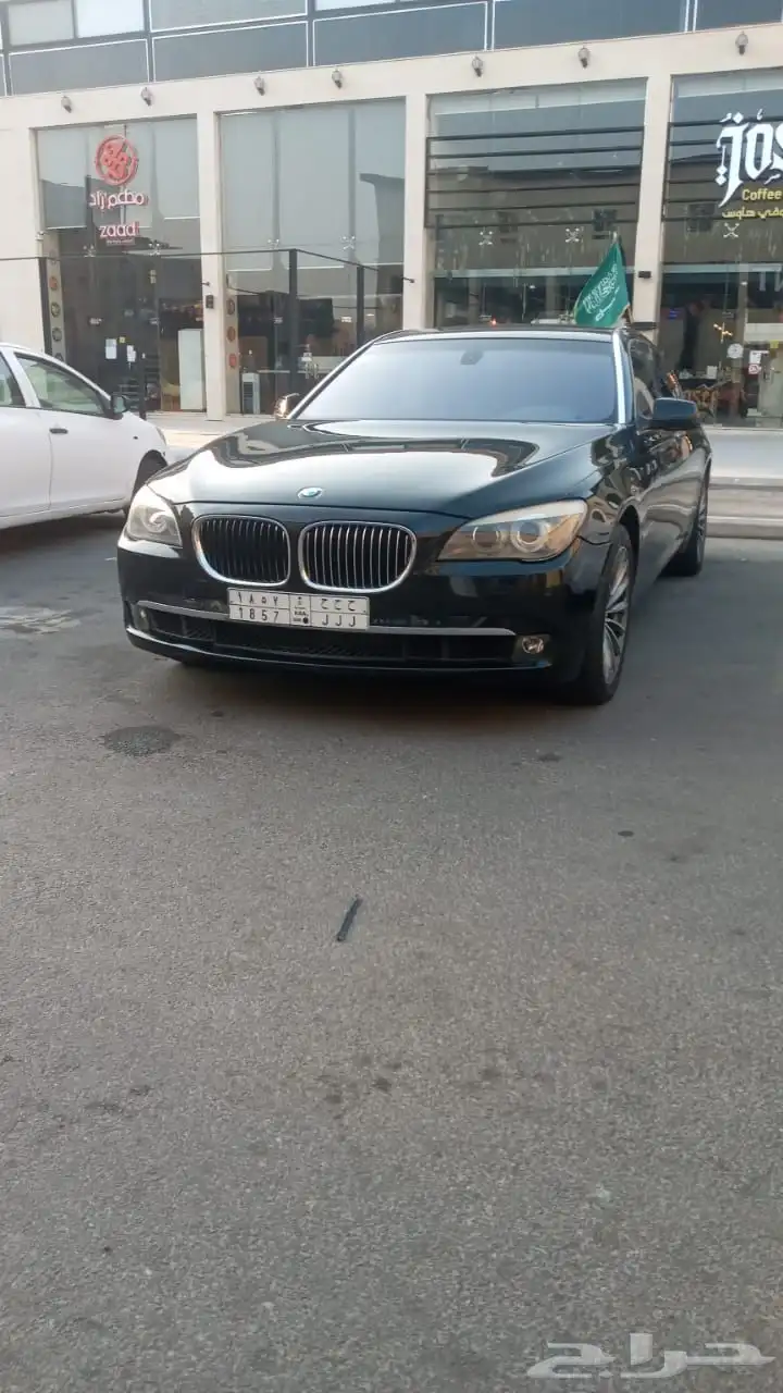 BMW 2012 IL740 1