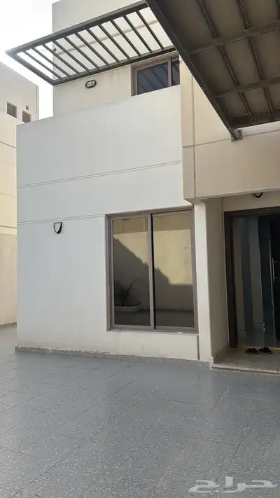 فله للايجار حي الفرسان 4