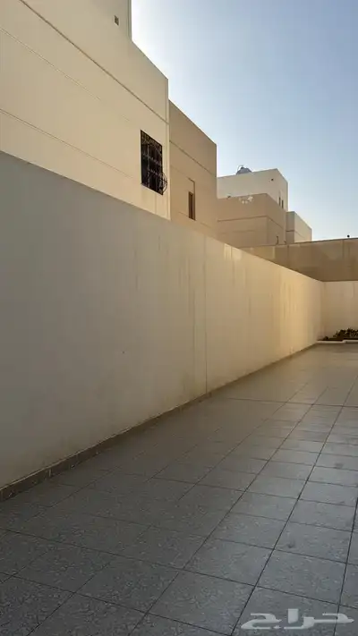 فله للايجار حي الفرسان 6