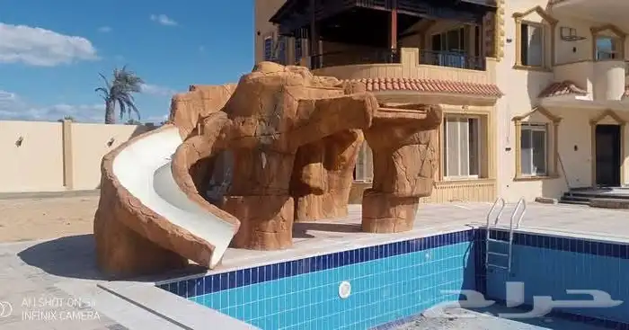 شلالات اندنيسي. صخريه وجزوع اشجار وجديات ضخريه 8