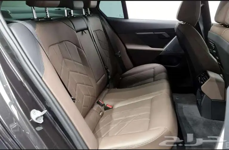 520i 2024 BMW 10
