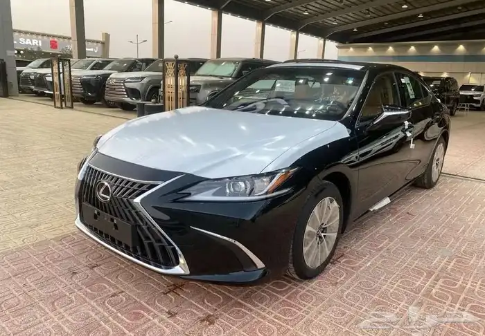 لكزس ES300AHموديل 2025 6