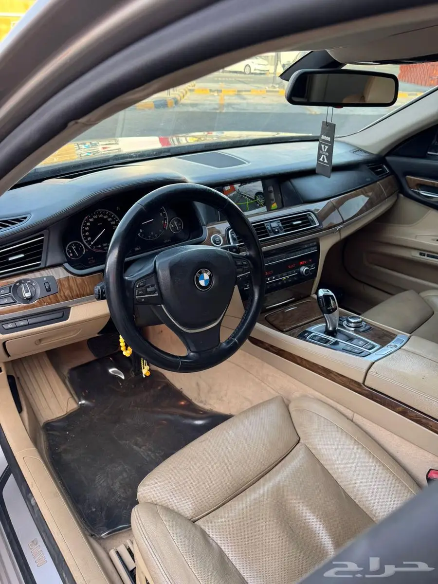BMW الفئة السابعة 740 15