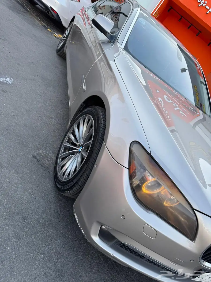 BMW الفئة السابعة 740 4