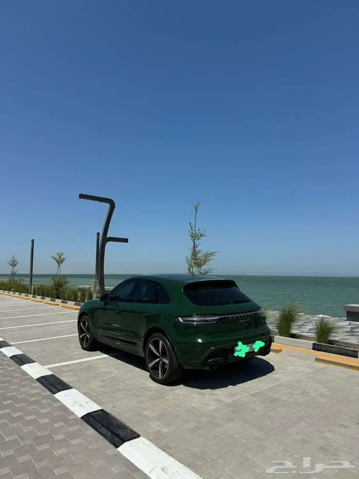 Porsche Macan S 2022   Green   فل كامل   نقل أو سداد 3