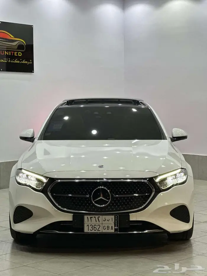 مرسيدس بنز E200 فل اصفار تم البيع ربنا يبارك 9