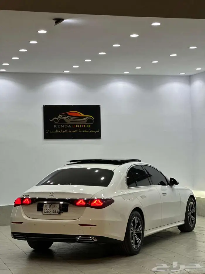 مرسيدس بنز E200 فل اصفار تم البيع ربنا يبارك 34