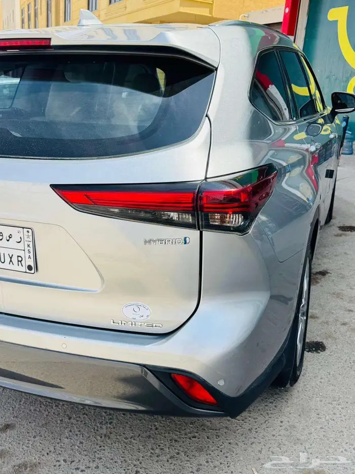 Toyota Highlander Limited Edition 2023 4