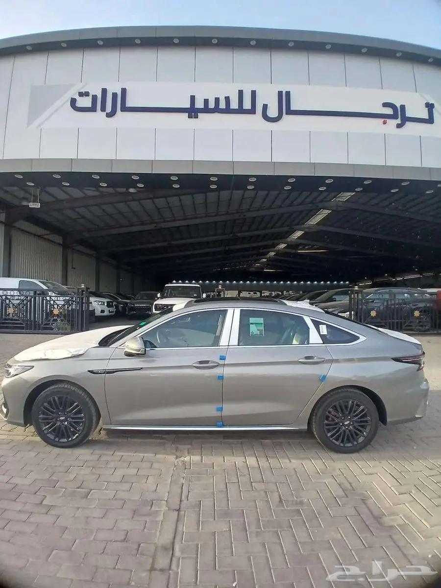 شيري اريزو 8 كفورت 2025 بارخص سعر كاش وايجار منتهي بالتمليك. 10