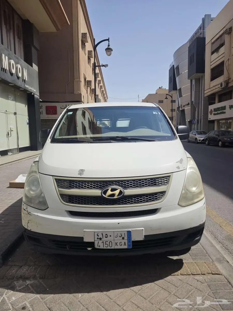 Hyundai H1 2