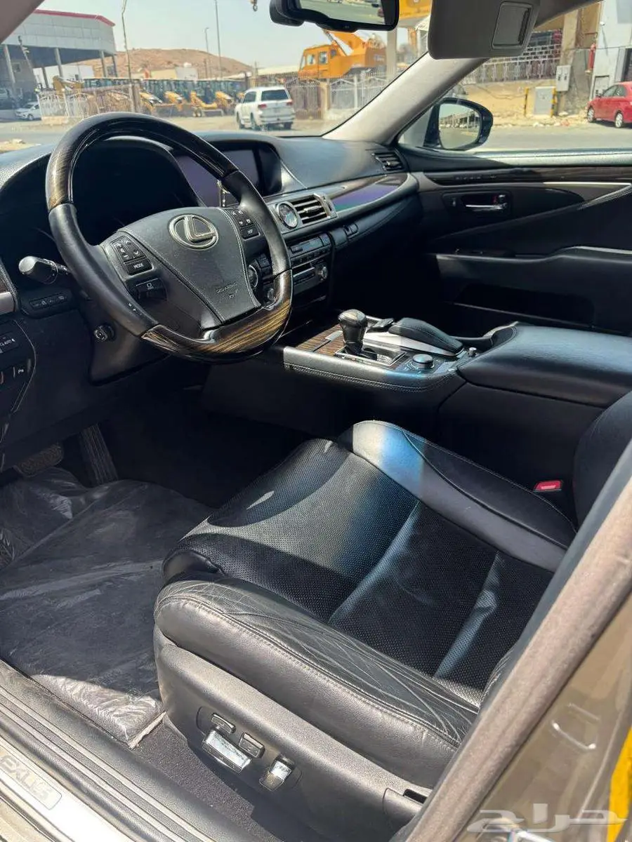 لكزس -LS-460L- فل كامل ممشى 170 موديل 2014 7