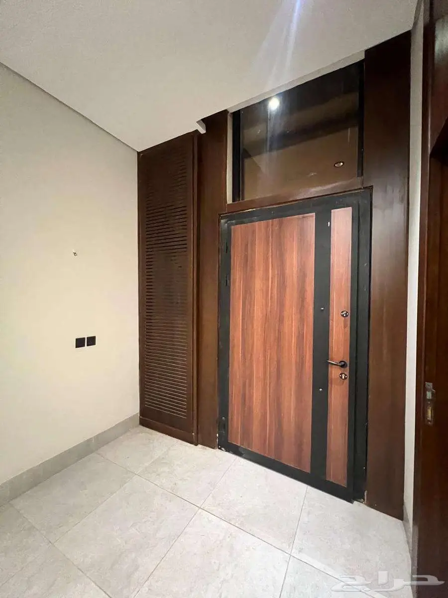للبيع فلل قريب قاعة ولايف ب950 الف سمارت هوم 8