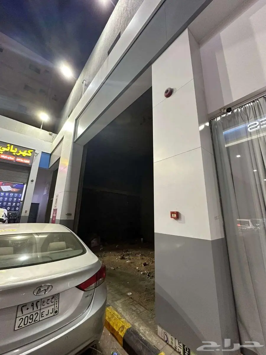 معارض تجارية بمحطة الدريس  حي النسيم  جدة 5