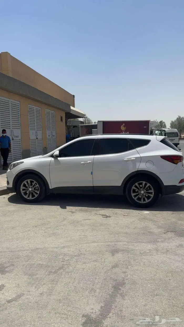 سنتافي 2017 4 سلندر 4WD 8