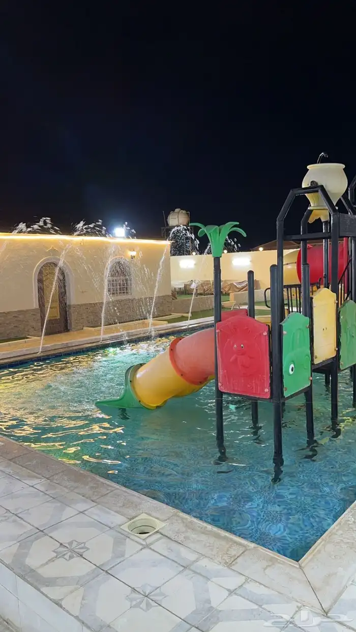 شاليه مملكه قسمين مسبحين 650 قسم 400 0