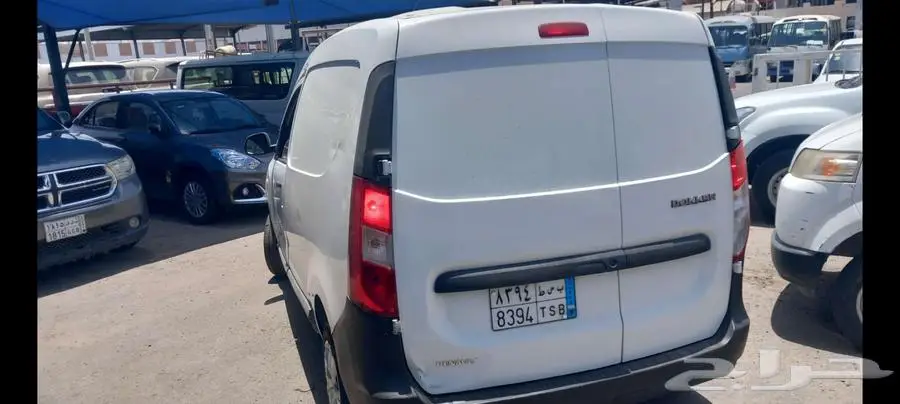 رينو دوكر فان 2021 بنزين 3