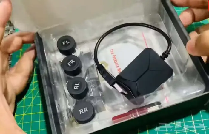 TPMS Tire Pressure Monitoring نظام إنذار العرض خارجي  4 0